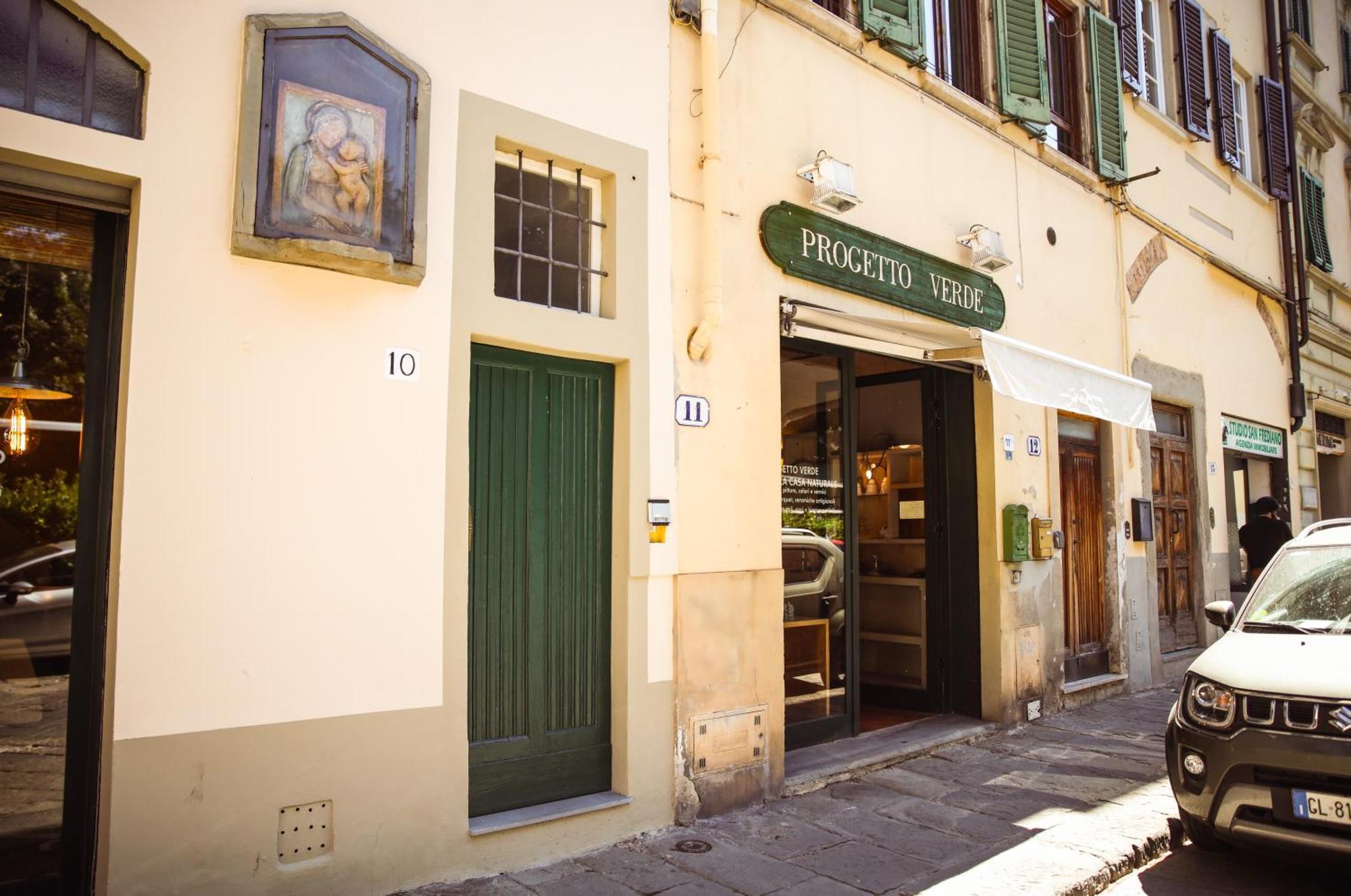Moderno In Piazza Tasso, Centro Di Appartamento